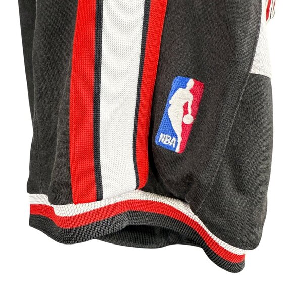 Vintage Nike Center Check Chicago Bulls 90s XL Team Jersey Black/White - Picture 10 of 11